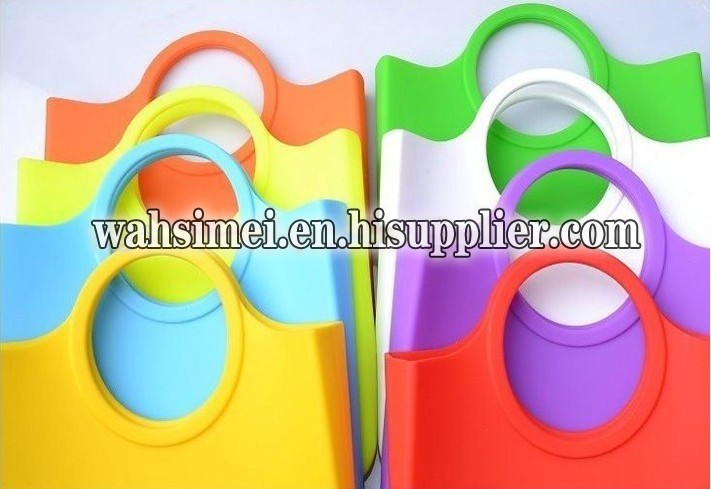 New material for silicone handbag perfect for women go shopping