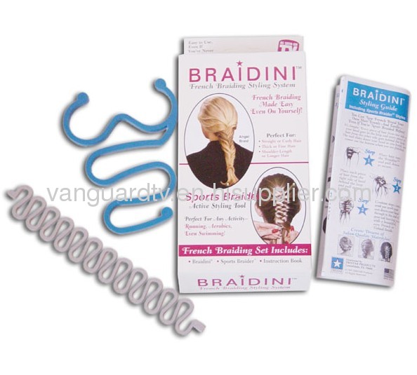 SPORTS BRAIDER/ BEAUTIFUL HAIR/ PLASTIC MOLD AS SEEN ON TV