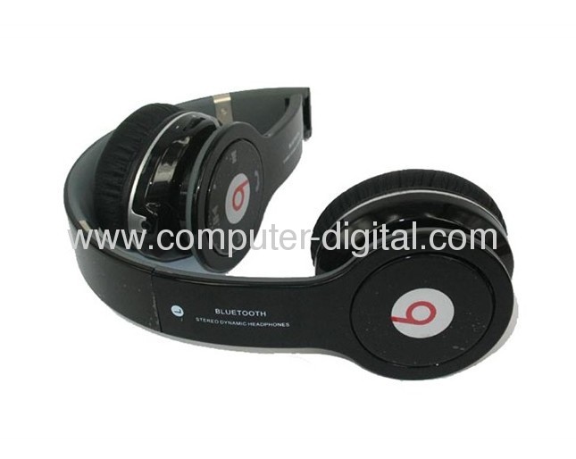 Beats Bluetooth Wireless Solo HD680