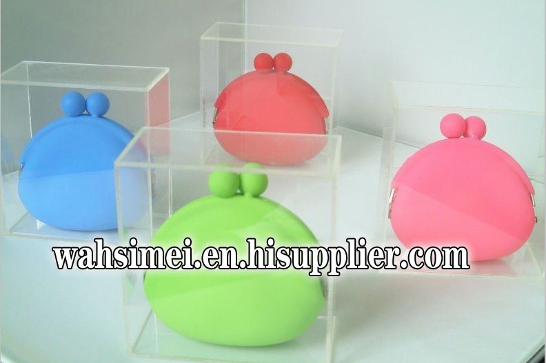 2013 hot selling fashion silicon coin bank bag