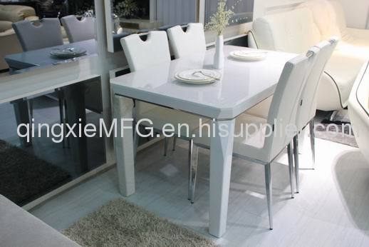 Qingxie Q6097 Modern simple style Glass/Tempering glass Dining table