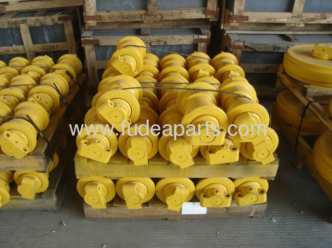 excavator Track roller PC200-6