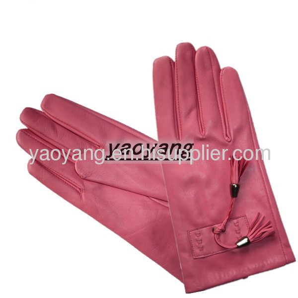 Beautiful and fashion style ladies sheep leather gloves