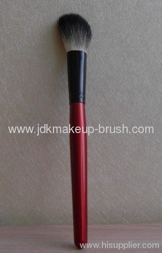 Angled shape Blush brush