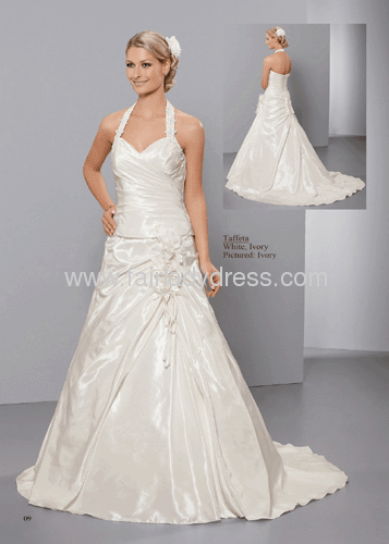 Sweetheart Appliqued Wedding Dress With Flowers