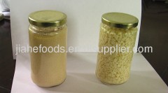 minced or chopped garlic in water/canned garlic