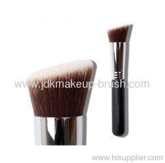 Angled Liquid Foundation Brush