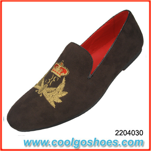 wholesale embroidered velvet slippers for men