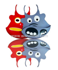 A large of newest waterproof silicone baby bibs for wholesale