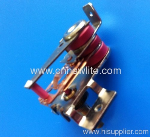 Single-pole bimetallic thermostat T250