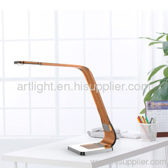Safe and simple desk light