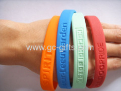 Promotional debossed silicon wristbands