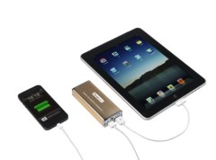 High Quality CE/FCC/RoHS 9000MAH Power Bank with 2 USB Output Ports