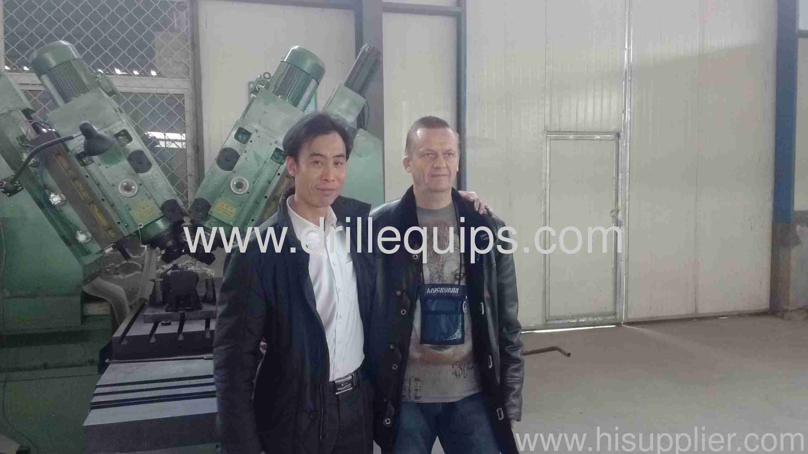 Warmly welcome customers from Russia to visit to my company