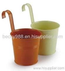 B054 Set of 4 Hanging Buckets