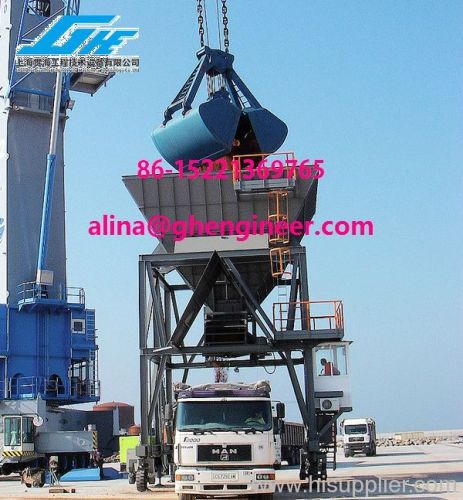 Mobile Rubber Wheel Port Hopper