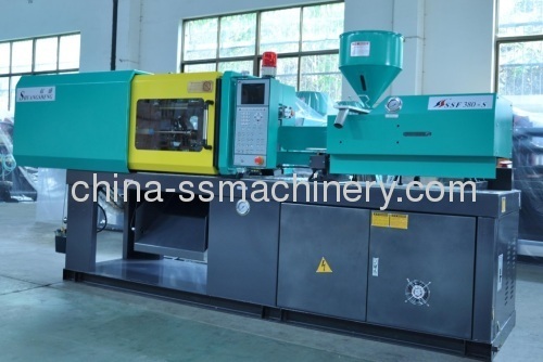 Energy saving small plastic moulding machinery