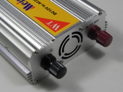 Meind 800W Power Inverter DC12V-AC220V