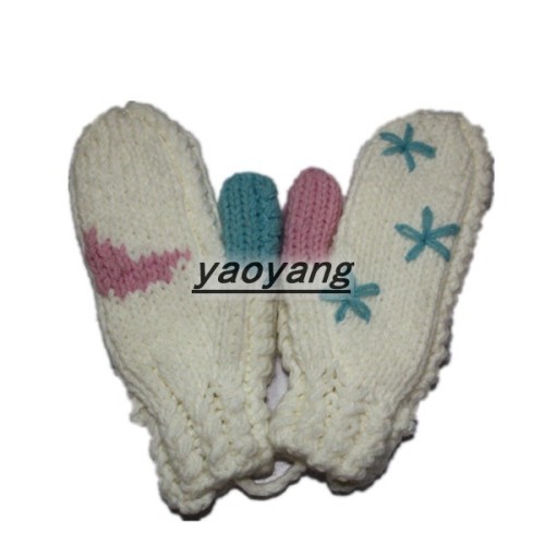lovely style and high quality kids warm knitting gloves