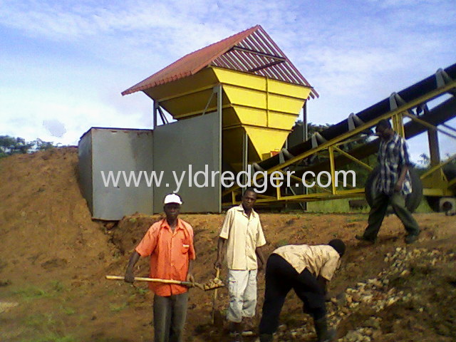 Mobile gold and diamond wash plant