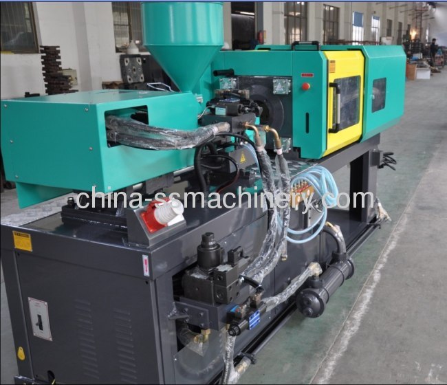 Good quality plastic injection molding machine