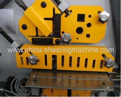 Hydraulic ironworker shearing and punching machine