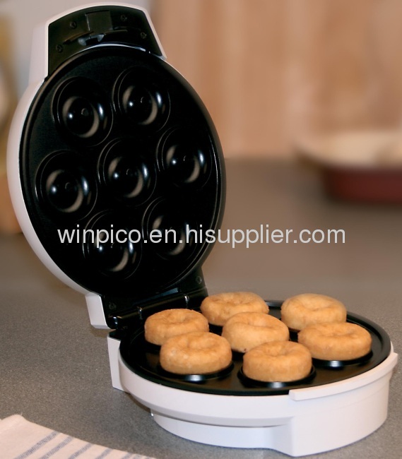 Mini donut maker7 dougnuts