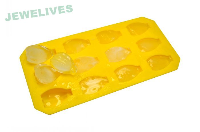 Banana style Ice tray in Silicone Material