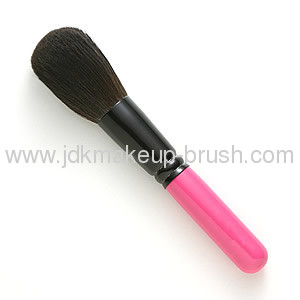 Latest Fashion Shiny Pink woodenHandle Goat Hair Powder Brush