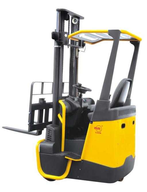 4- Directional Fork lift