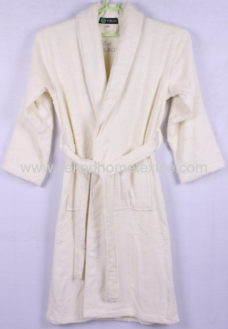 Comfortable 100% bamboo bathrobe