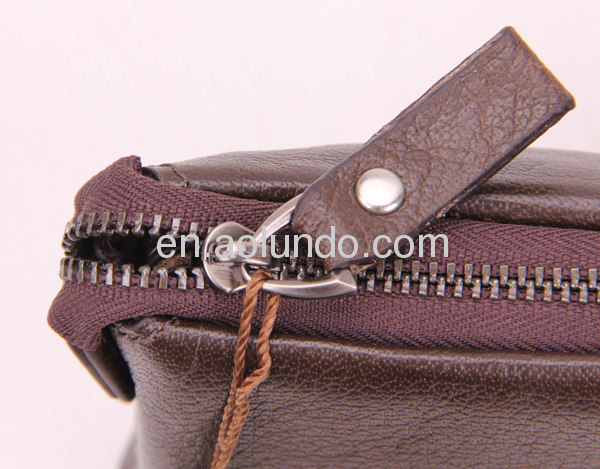 Guangzhou factory price clutch bag