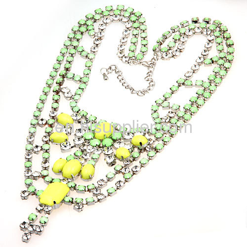 Wholesale Resin Rhinestone Crystal Statement Collar Bib Necklace