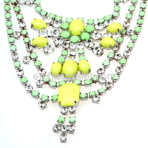 Wholesale Resin Rhinestone Crystal Statement Collar Bib Necklace