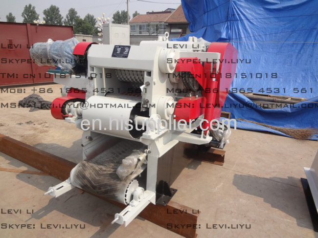 mobile wood chipper with high efficient