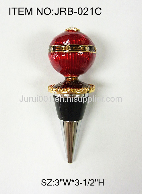 Metal bottle stopper with silver plating