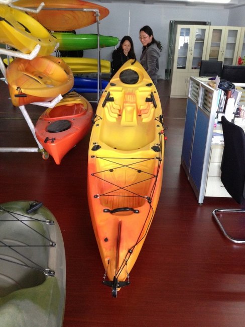 PE material fashion single sit on top kayak with rudder and big storage hatch