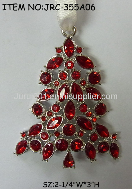 Chirstmas tree ornament with colorful crystals