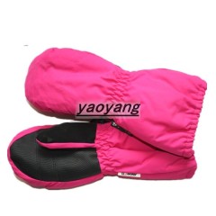 lovely and cute style and high quality kids sport gloves