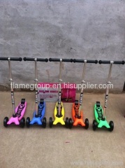 2012 New design 3 wheel mini kick scooter