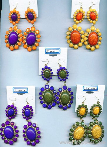 earrings with fashion design