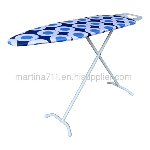 Folding metal mesh top ironing board tieh iron rest