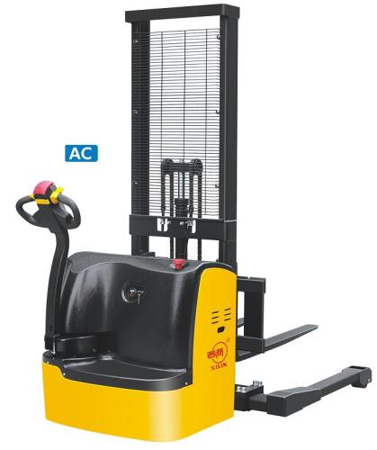 Electric Straddle Stacker CTDR15 Straddle legs with adjusta
