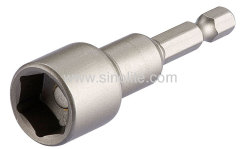 Magnetic nut setter for hex head screws