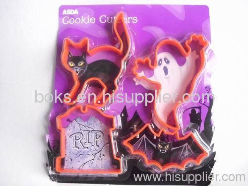 plastic Halloween cookie cutters