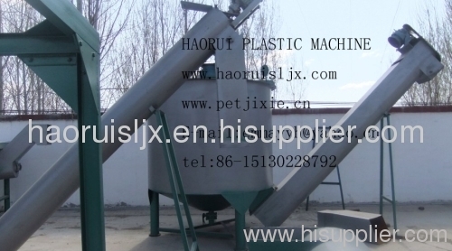 Efficient plastic recycling heating tank and lifting machine