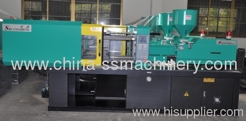 Sell plastic injection moulding machine
