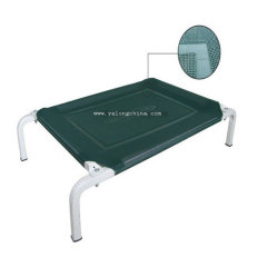 Pet bed with polyester fabric