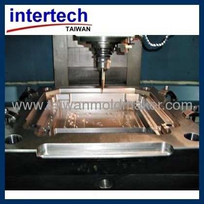 Plastic Injection Mold Maker