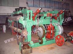 Hexagonal wire mesh machine